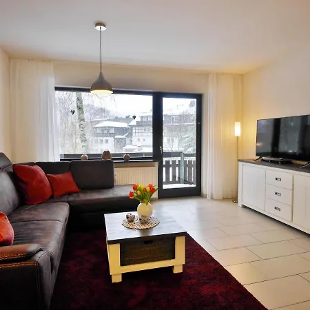 Nelly Am Kurpark Apartman